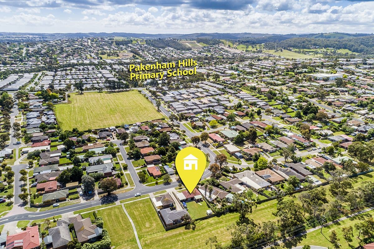 64 Murphy Road, Pakenham VIC 3810, Pakenham - Thumbnail 2
