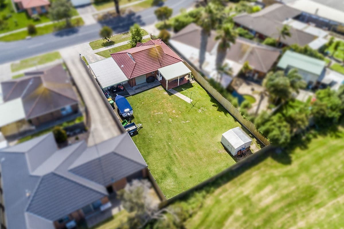 64 Murphy Road, Pakenham VIC 3810, Pakenham - Thumbnail 4