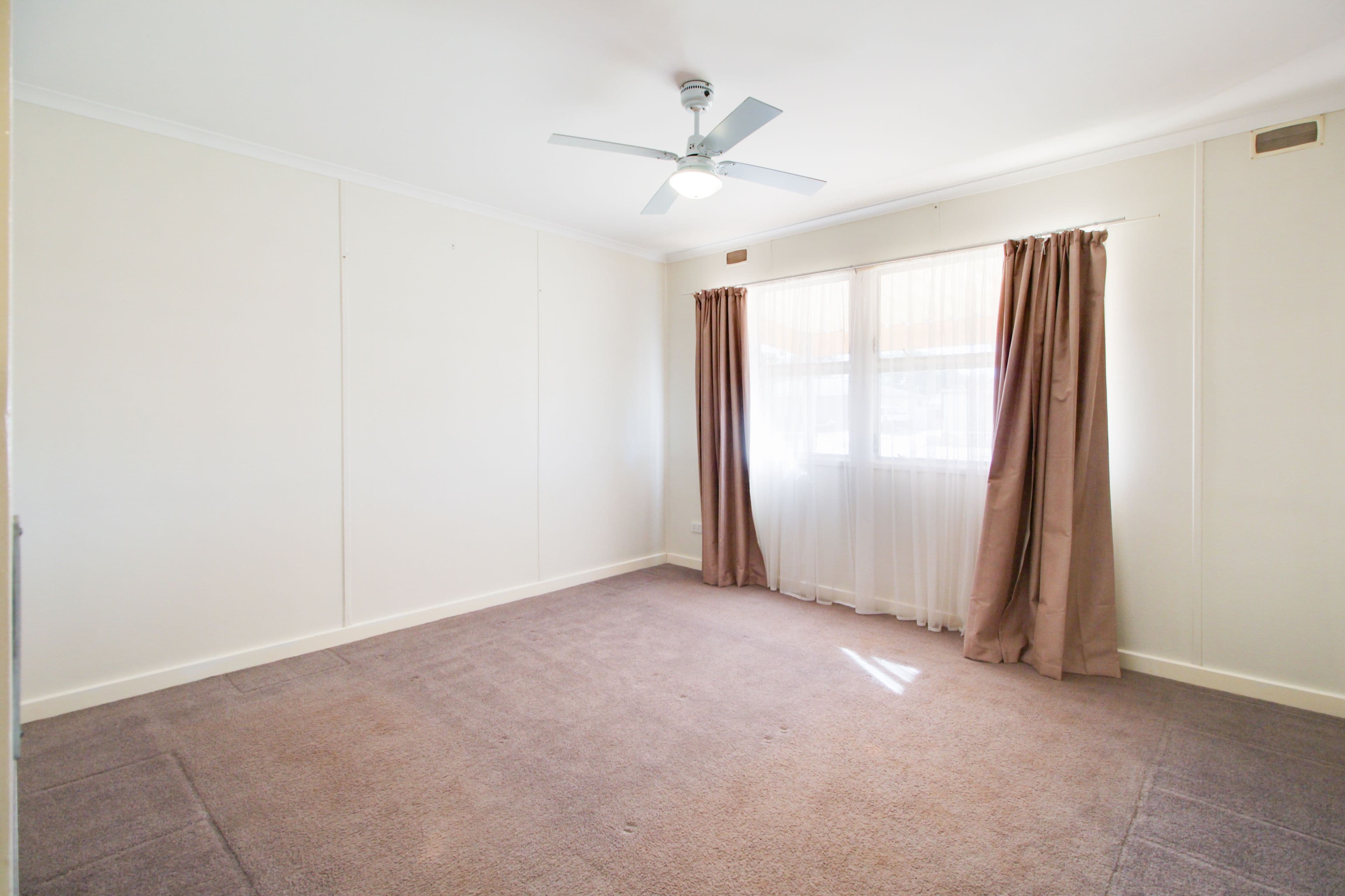 21 Cooper Street, Berri SA 5343, Berri - Thumbnail 2