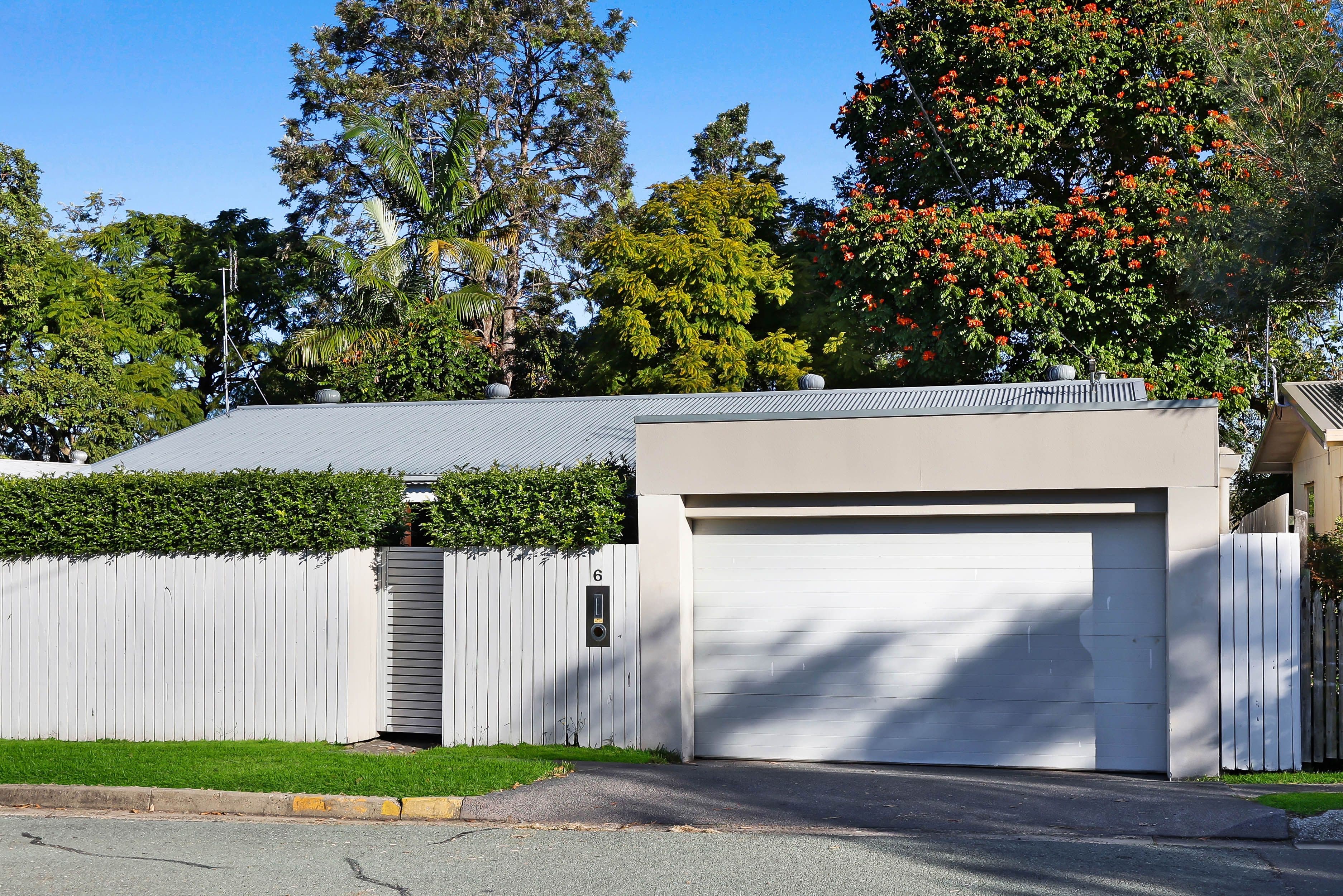 6 Mary Street, Labrador QLD 4215, Labrador - Thumbnail 2