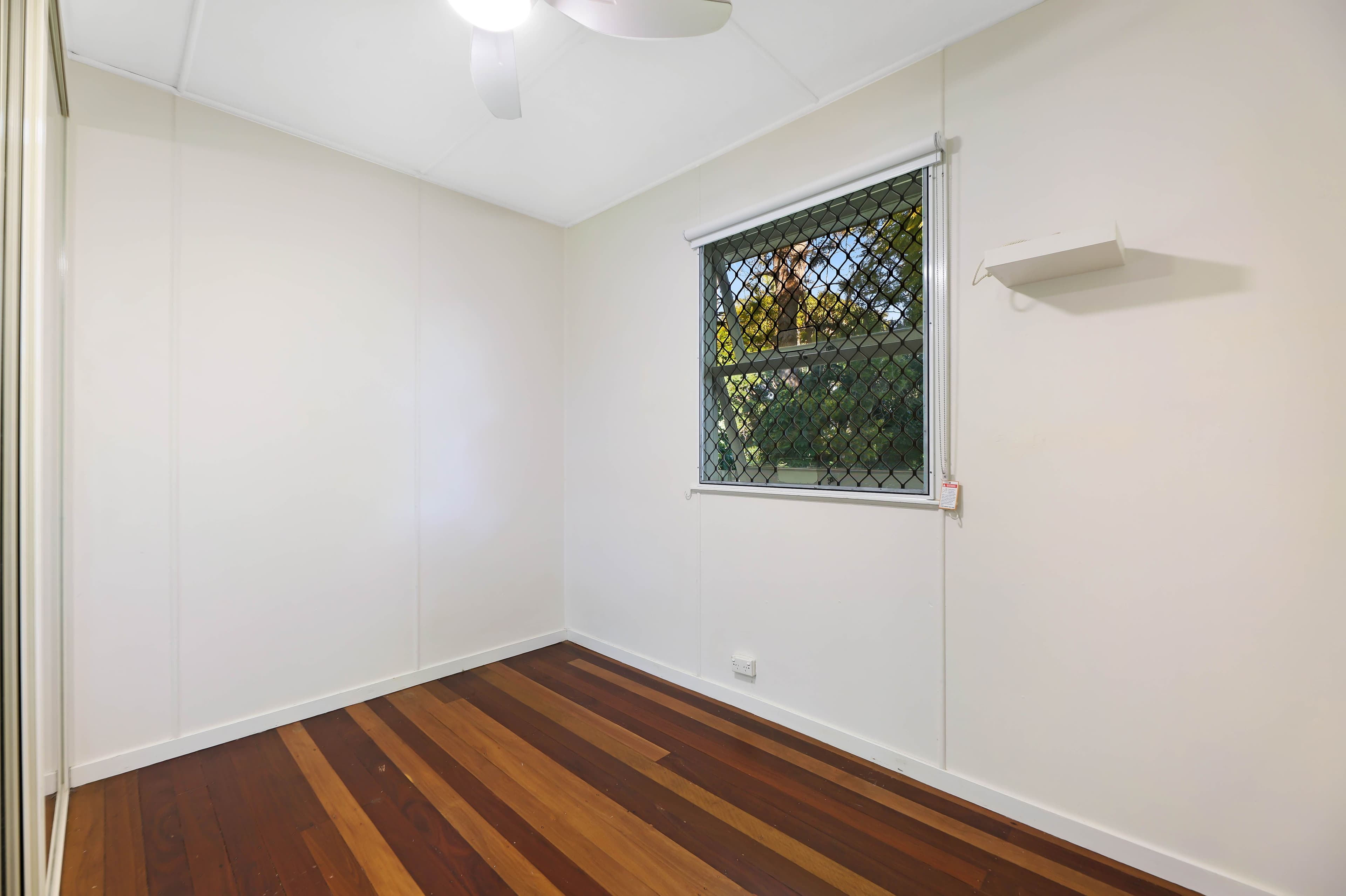 6 Mary Street, Labrador QLD 4215, Labrador - Thumbnail 6