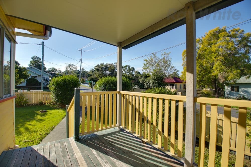 39 Coleman Street, Leichhardt QLD 4305, Leichhardt - Thumbnail 3