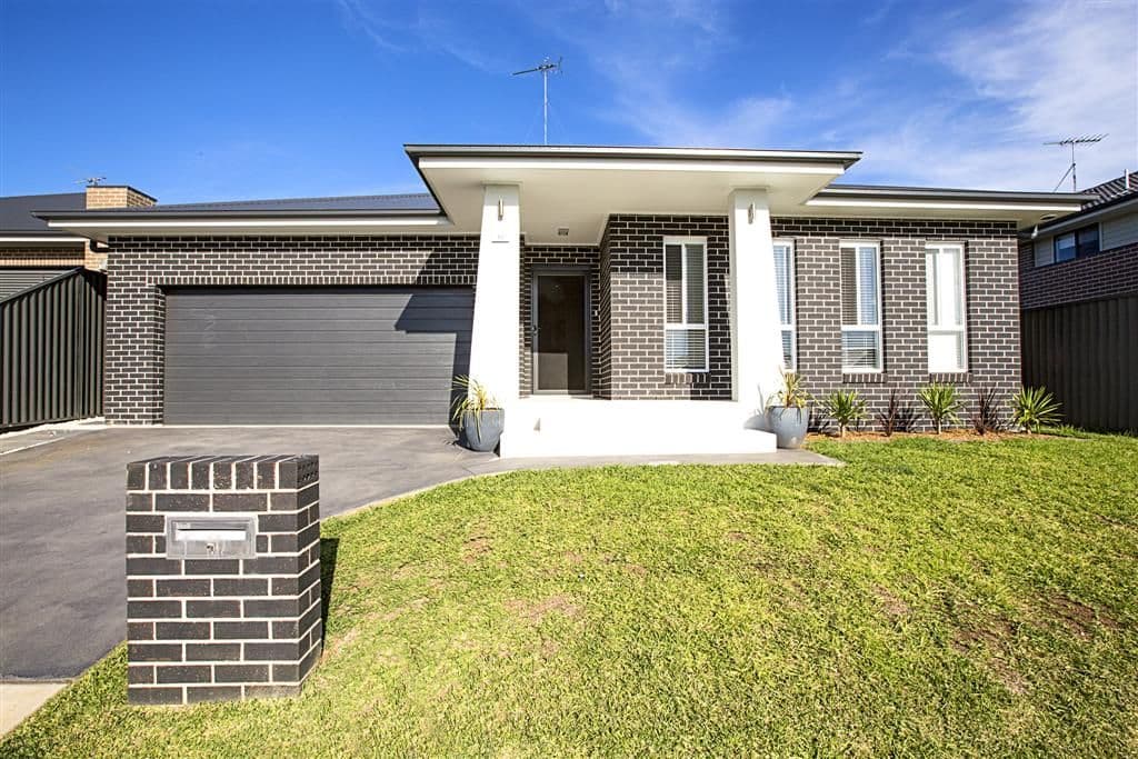 12. Foothills Terrace, GLENMORE PARK NSW 2745, Glenmore Park - Image 1