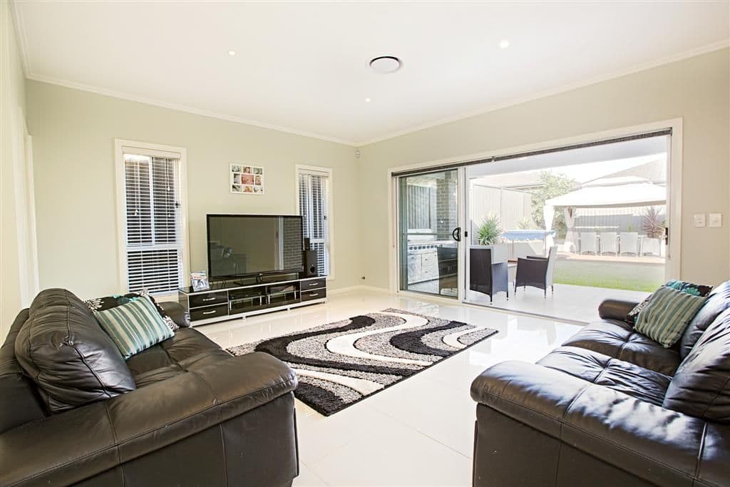 12. Foothills Terrace, GLENMORE PARK NSW 2745, Glenmore Park - Thumbnail 2