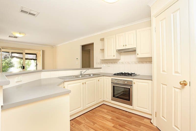 7 Canberra Court, Smithfield SA 5114, Smithfield - Thumbnail 2