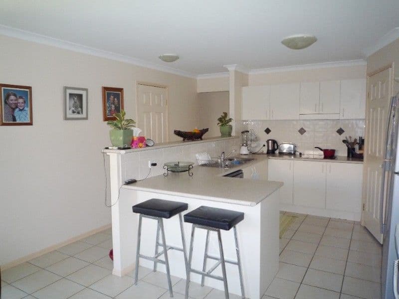 17 Cambridge Street, ROTHWELL QLD 4022, Rothwell - Thumbnail 2
