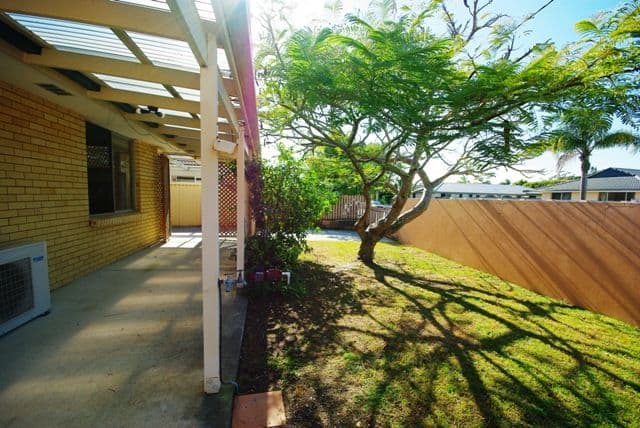 15 Adams Avenue, MIAMI QLD 4220, Miami - Thumbnail 2