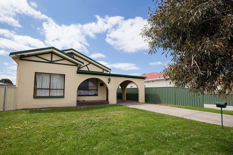 22 Gordon Street, Mount Gambier SA 5290, Mount Gambier - Thumbnail 3