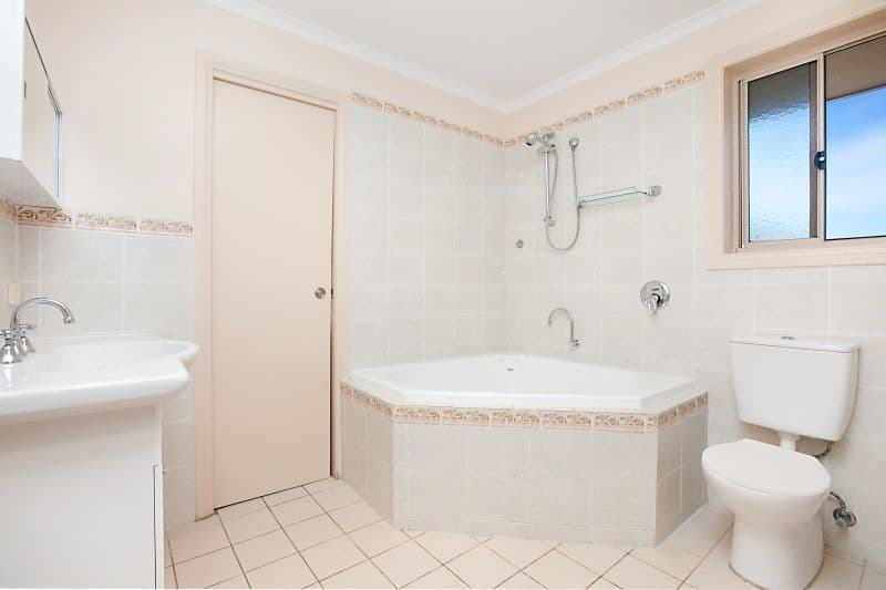 2a Wells Crescent, VALLEY VIEW SA 5093, Valley View - Thumbnail 5
