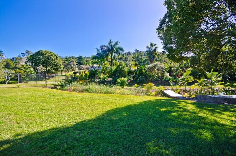 11 Bradman Drive, CURRUMBIN VALLEY QLD 4223, Currumbin Valley - Thumbnail 2