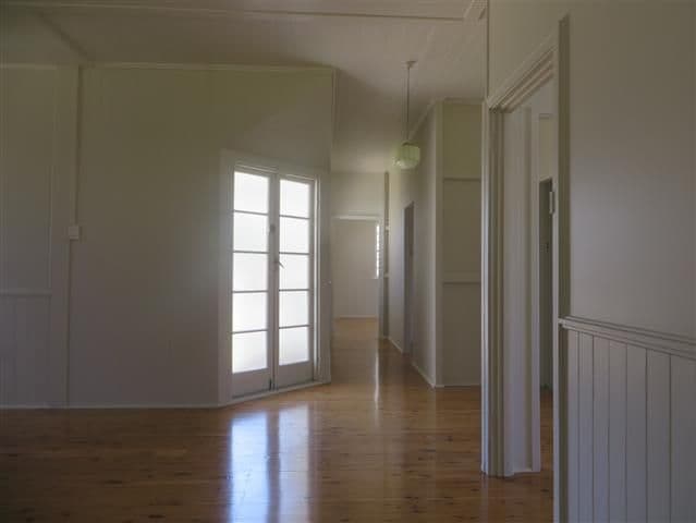 16 Twine Street, Roma QLD 4455, Roma - Thumbnail 5