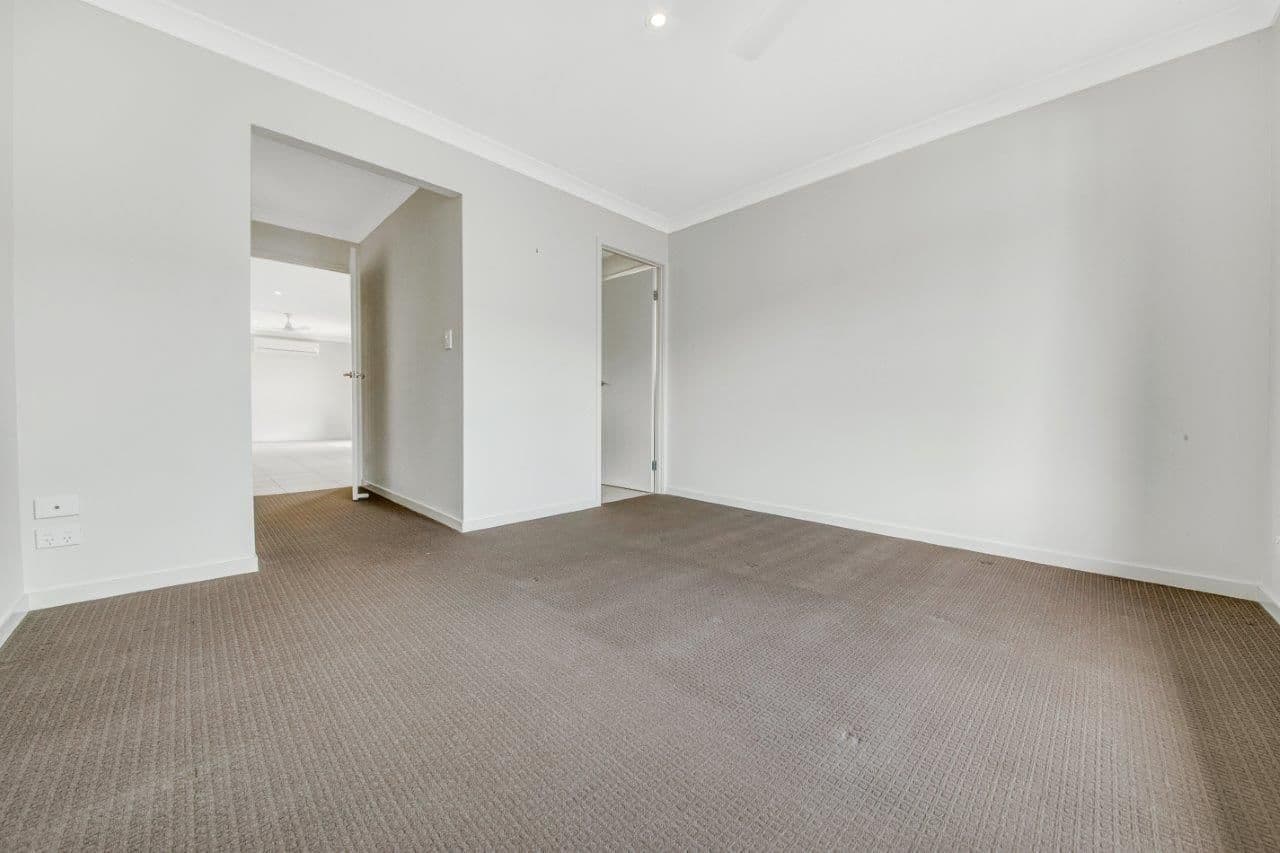 12 Iris Road, Kirkwood QLD 4680, Kirkwood - Thumbnail 6
