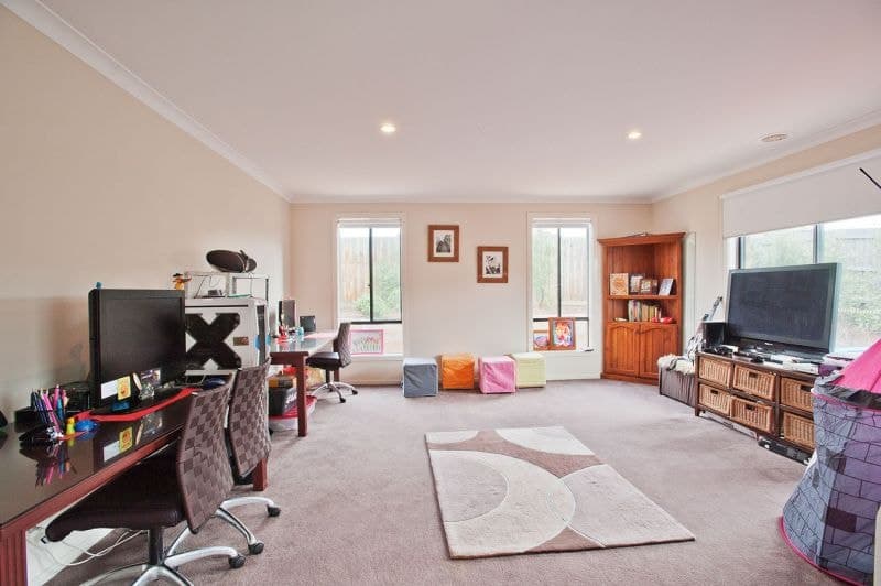 20 Dewar Crescent, Bacchus Marsh - Thumbnail 5