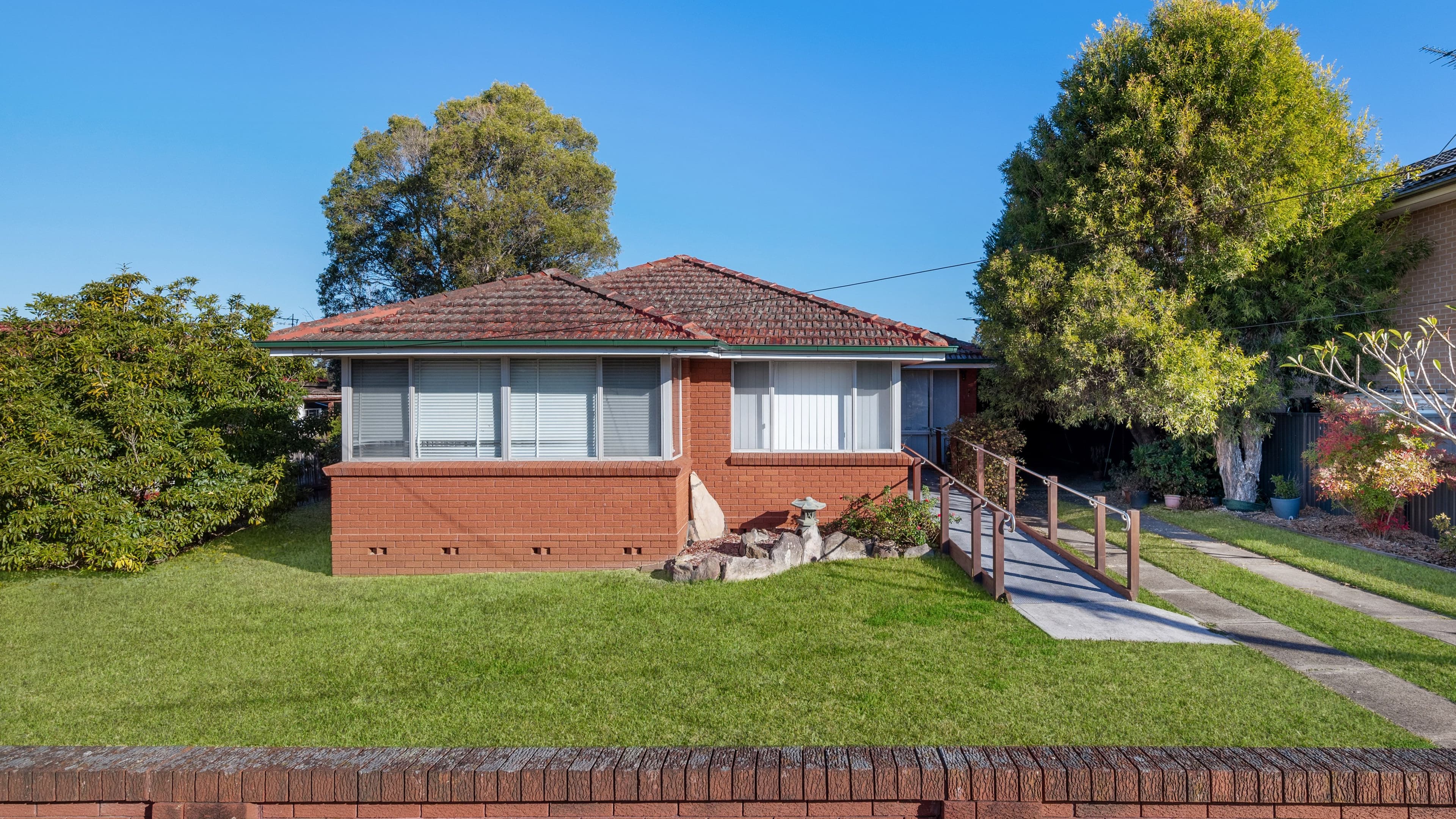168 Harrow Road, Glenfield NSW 2167, Glenfield - Thumbnail 2