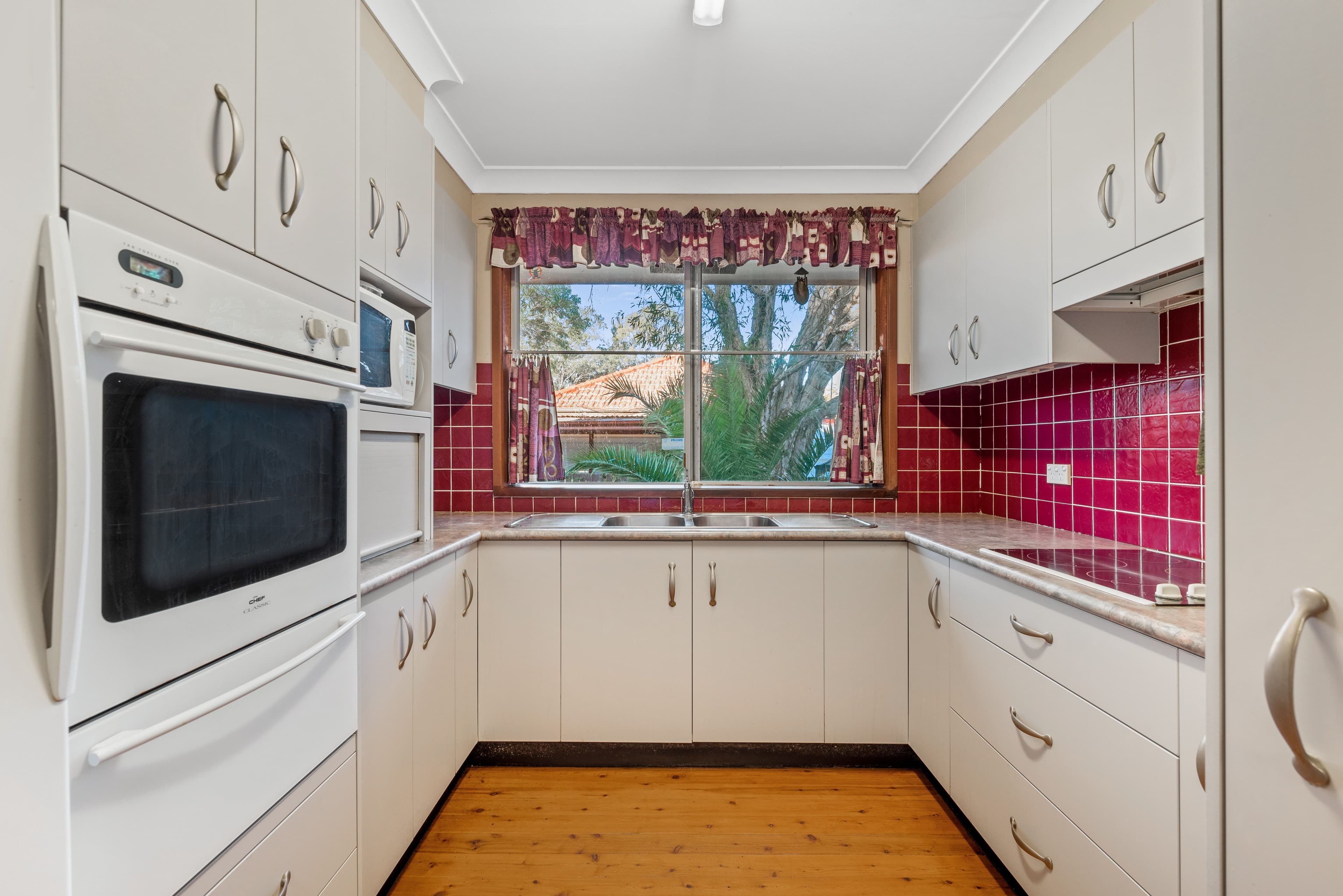 168 Harrow Road, Glenfield NSW 2167, Glenfield - Thumbnail 5