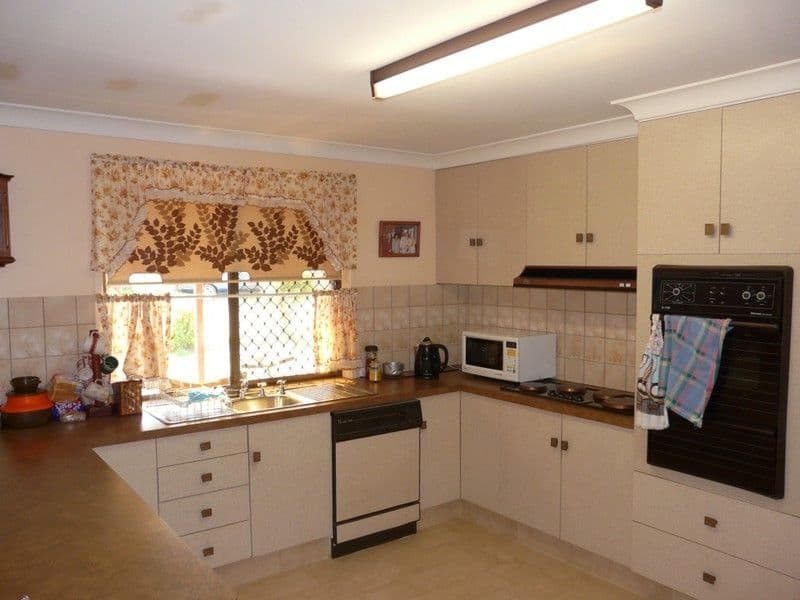 3 Fergusons Road, WESTBROOK QLD 4350, Westbrook - Thumbnail 5
