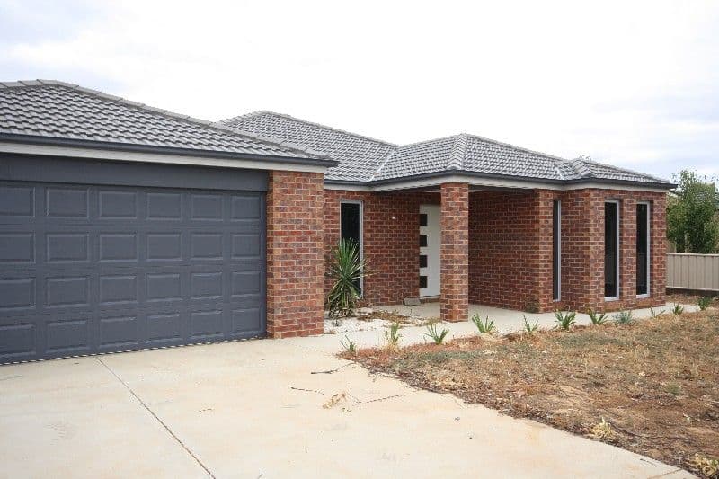11 Francis Street, ROCHESTER VIC 3561, Rochester - Thumbnail 2