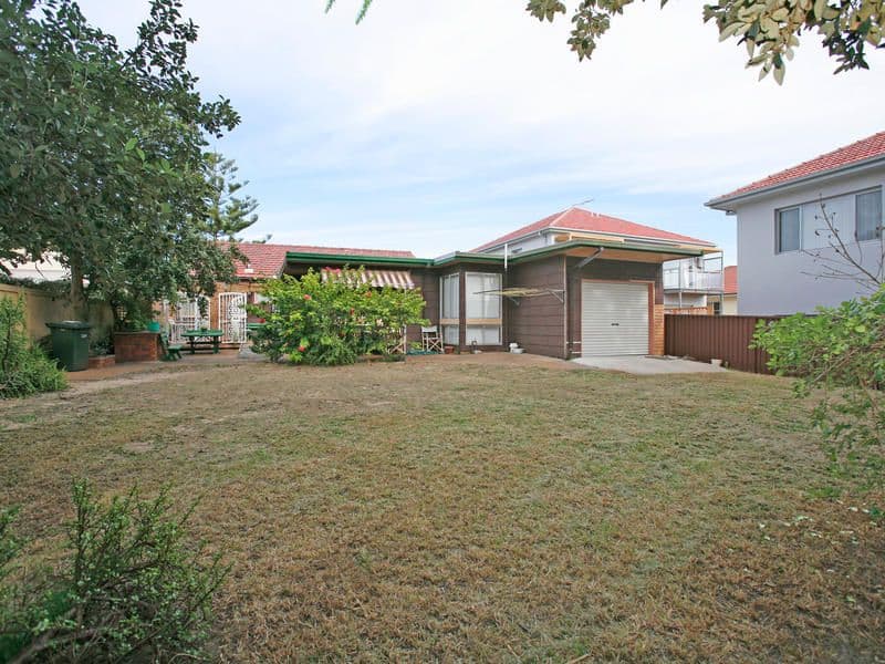 5  Tullimbar Road, CRONULLA NSW 2230, Cronulla - Thumbnail 4