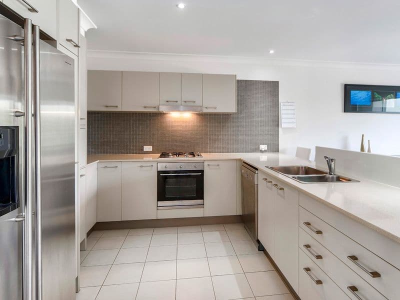 50 Village Circuit, MURARRIE QLD 4172, Murarrie - Thumbnail 2