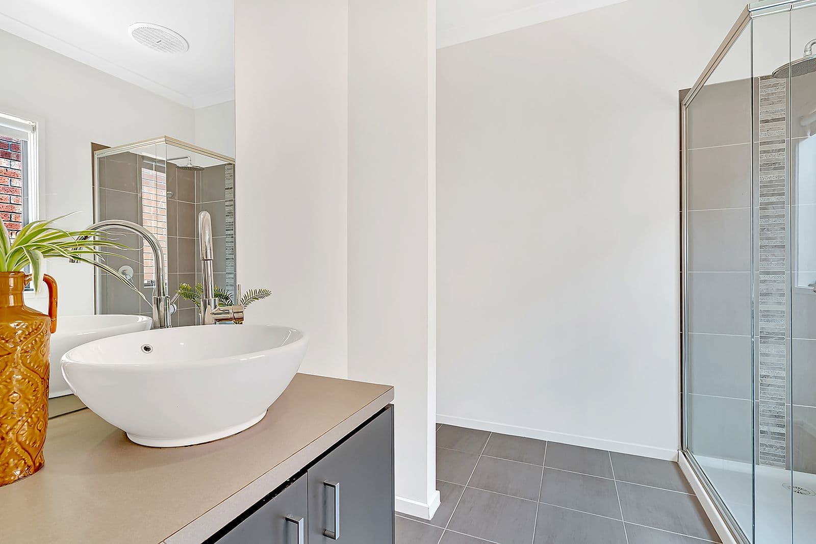 13 Pearl Drive, Craigieburn VIC 3064, Craigieburn - Thumbnail 4