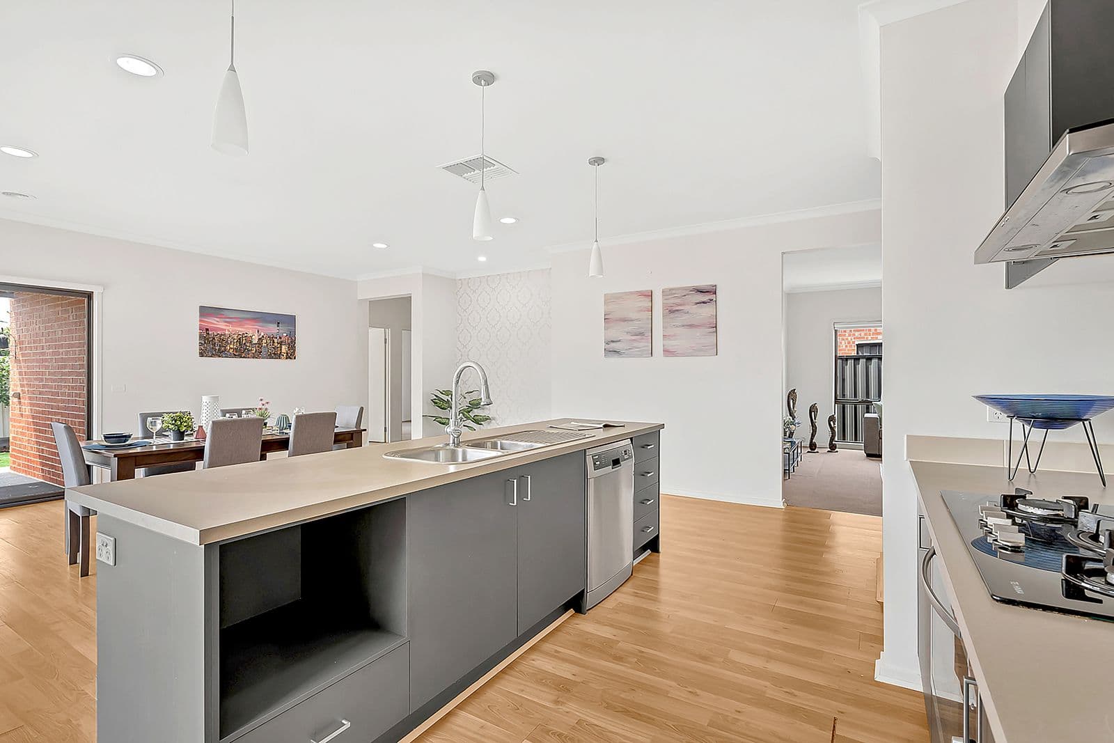 13 Pearl Drive, Craigieburn VIC 3064, Craigieburn - Thumbnail 5