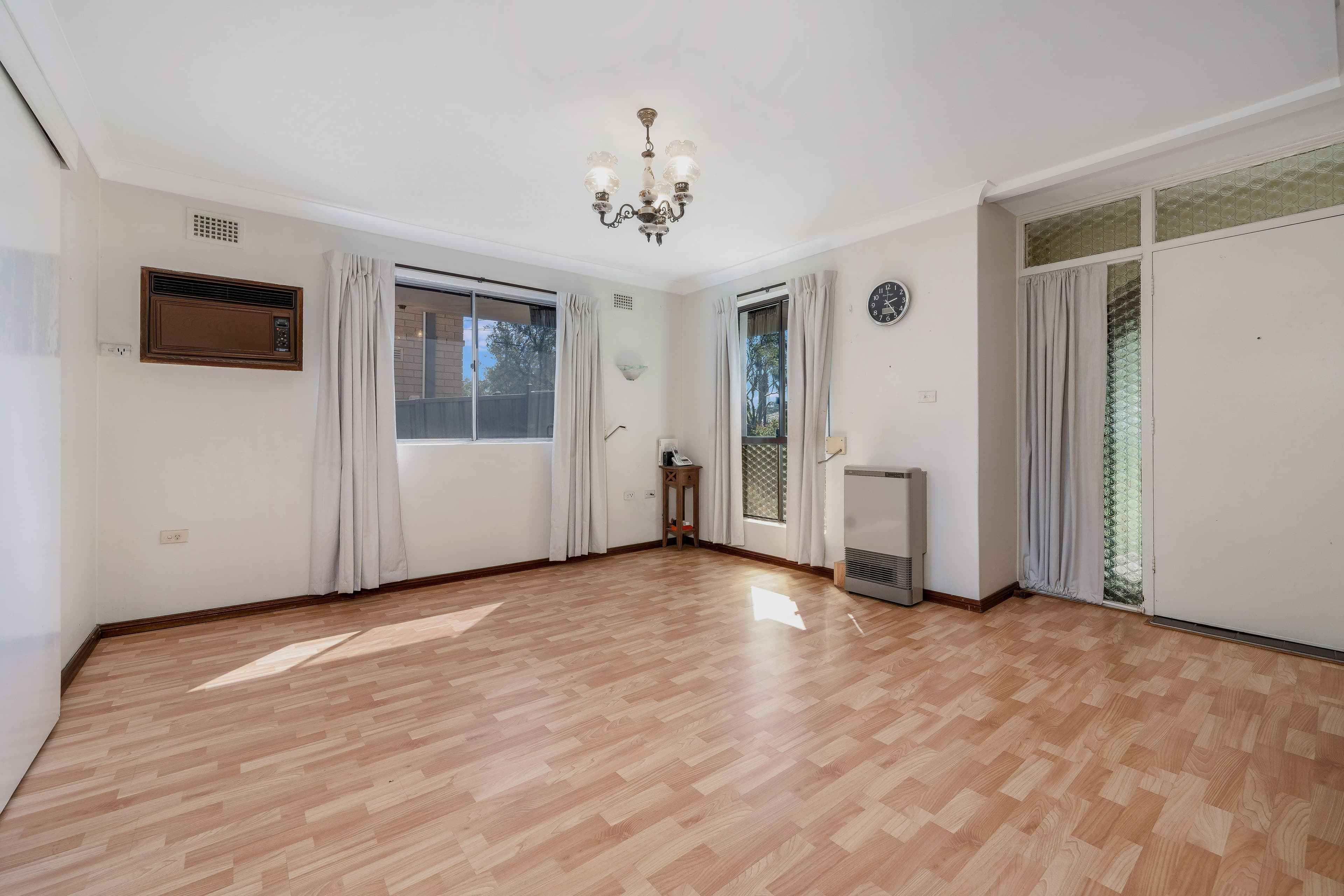 114 Denman Road, Georges Hall NSW 2198, Georges Hall - Thumbnail 2