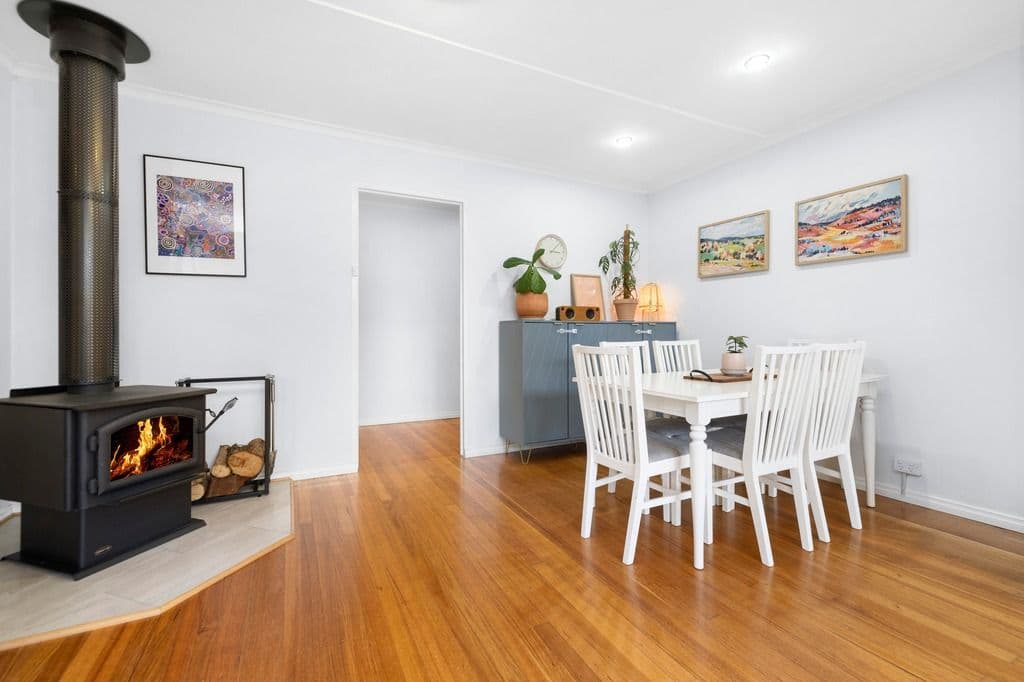 12 Golden Avenue, Werribee VIC 3030, Werribee - Thumbnail 4