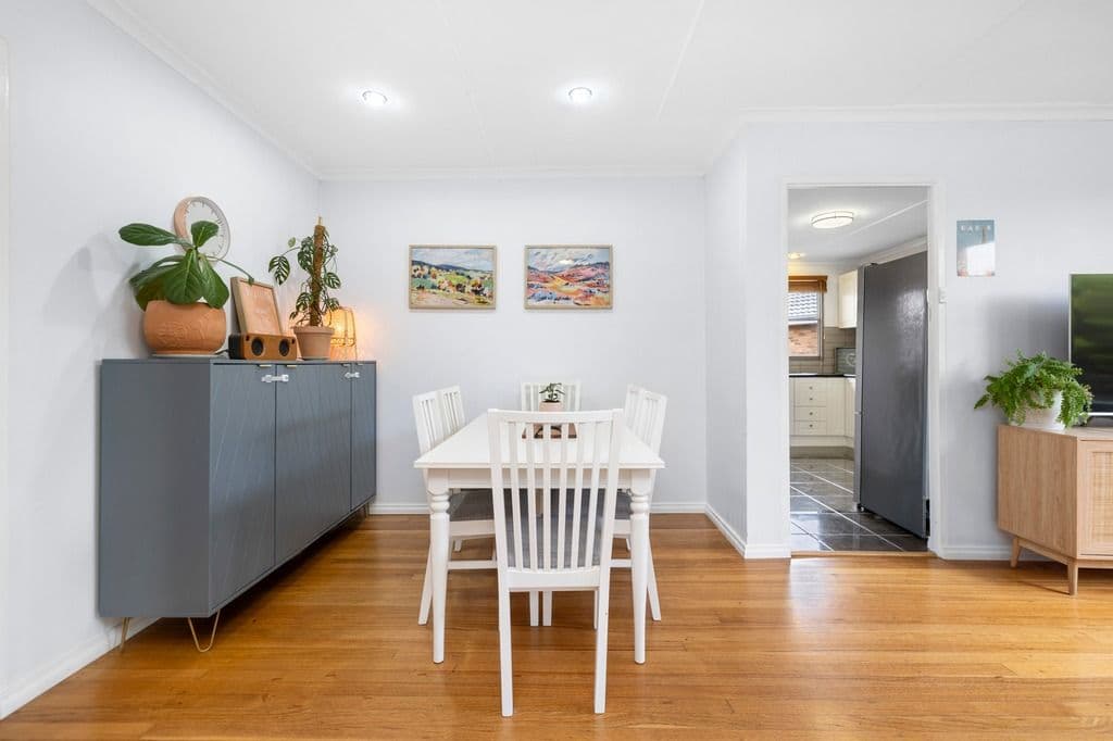 12 Golden Avenue, Werribee VIC 3030, Werribee - Thumbnail 5