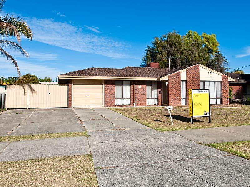 11 Cambridge Crescent, Cooloongup WA 6168, Cooloongup - Image 1