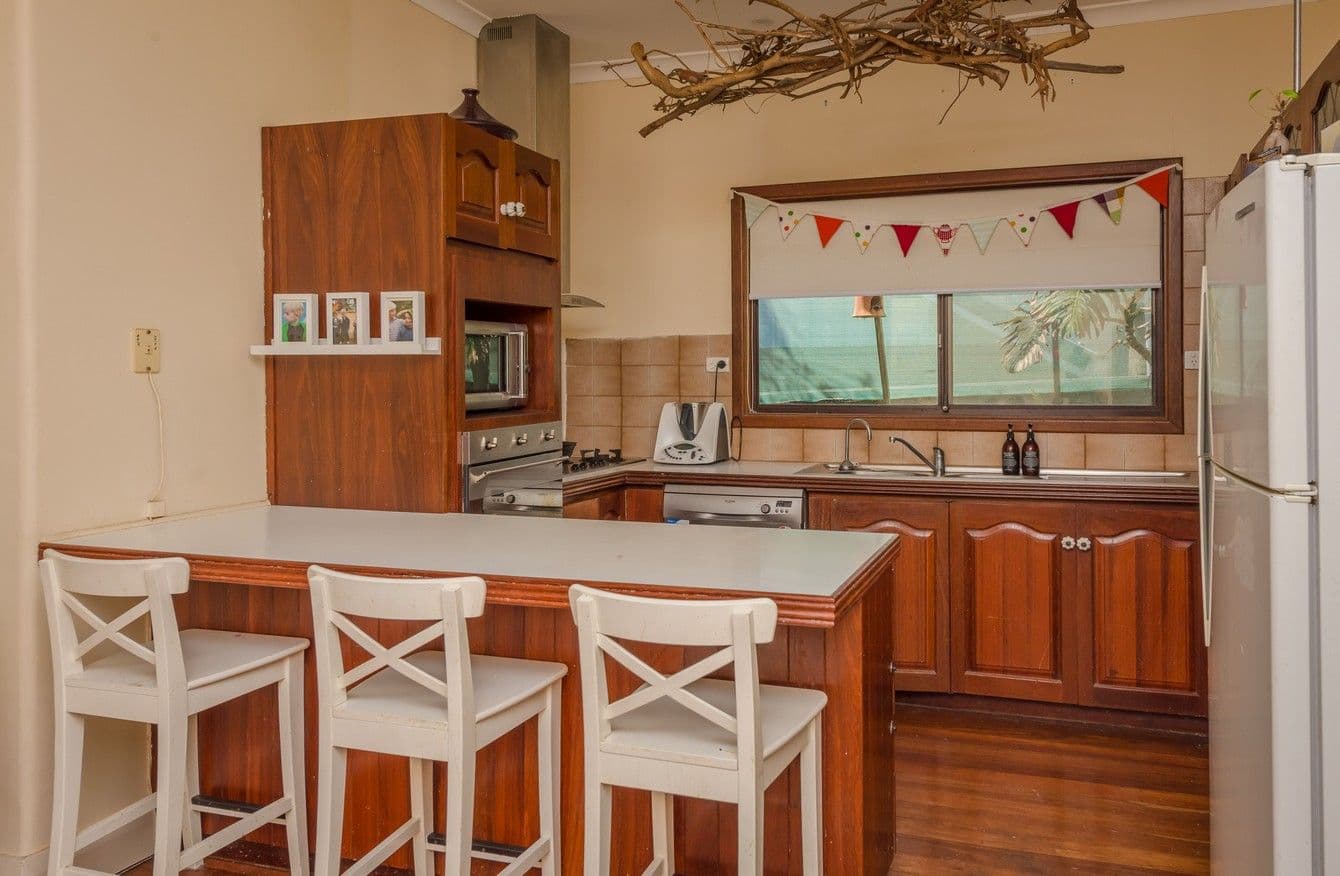 223 Durlacher Street, Geraldton WA 6530, Geraldton - Thumbnail 4