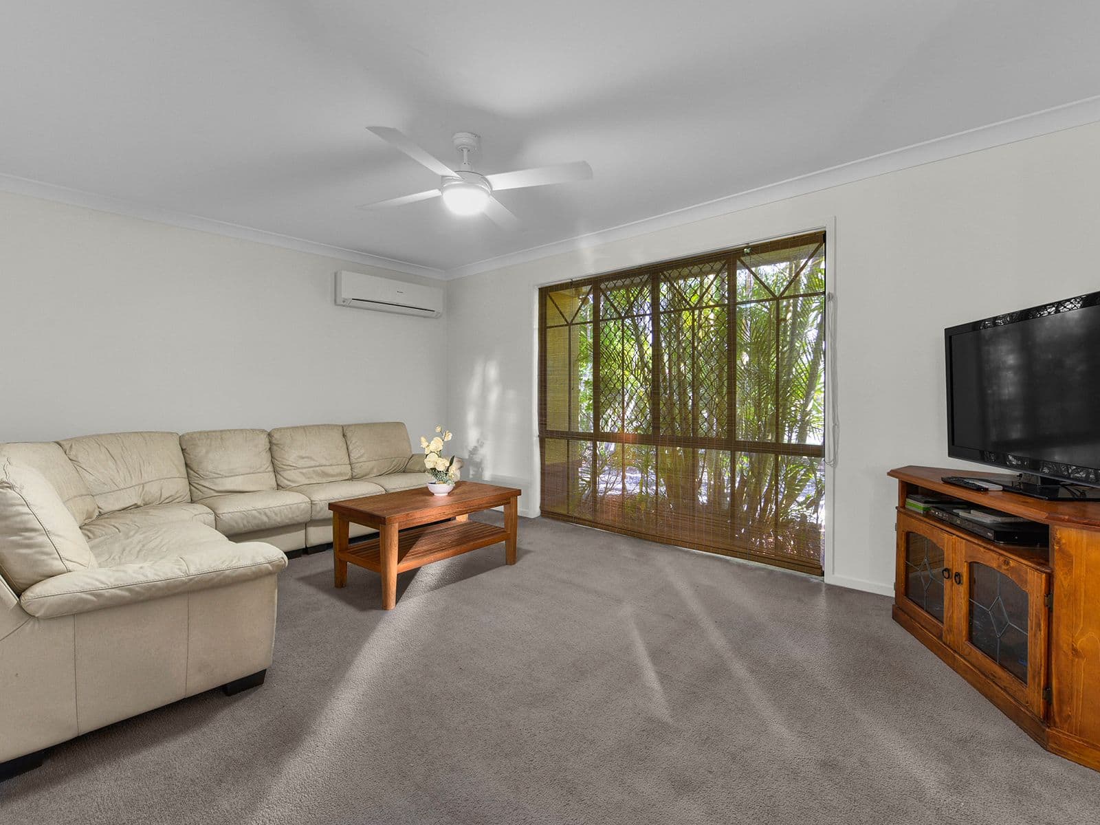69 Wimbledon Circuit, Carseldine QLD 4034, Carseldine - Thumbnail 2