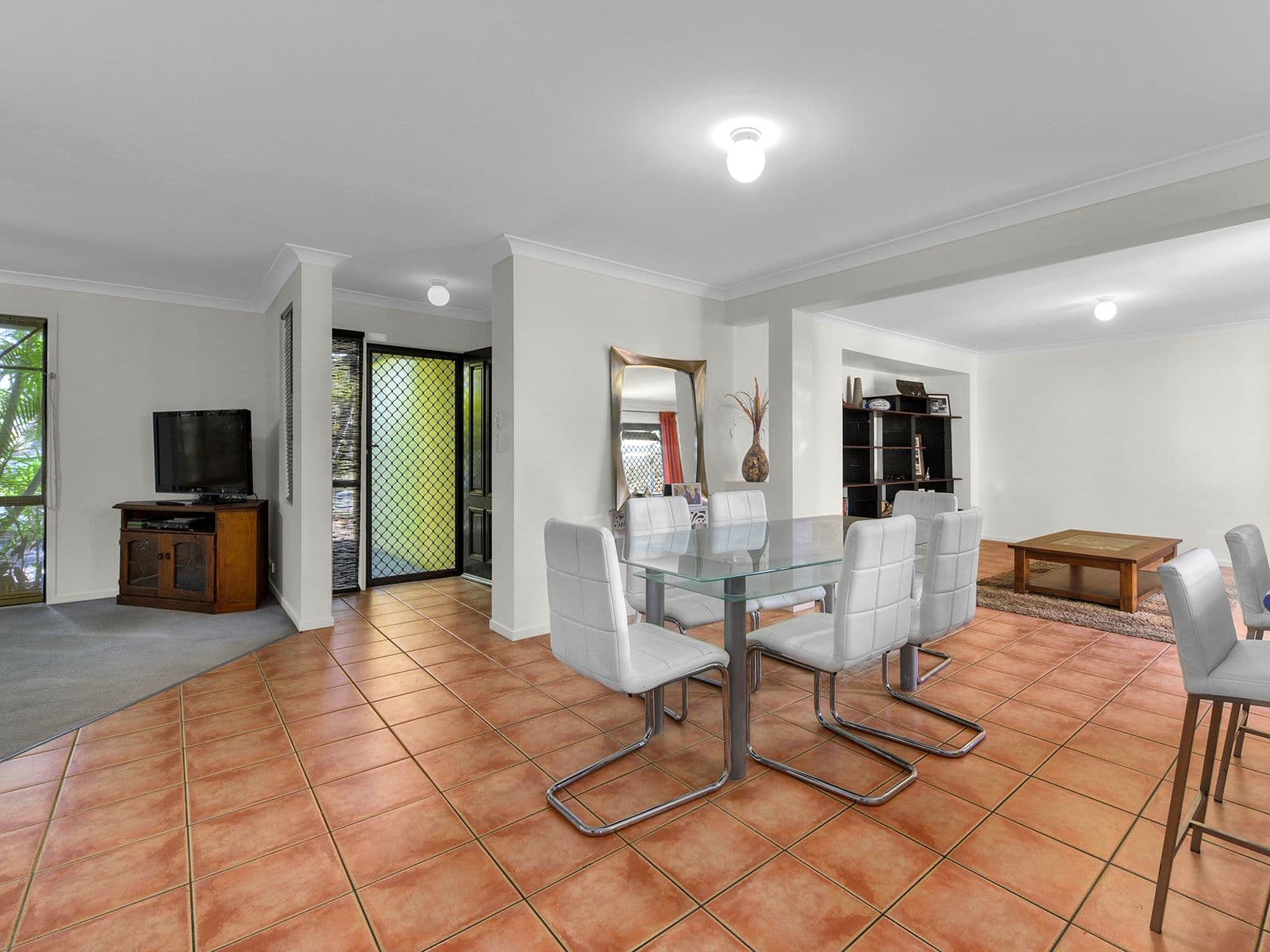 69 Wimbledon Circuit, Carseldine QLD 4034, Carseldine - Thumbnail 3
