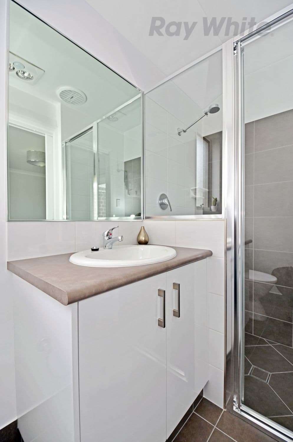 1B Seville Way, Orana WA 6330, Orana - Thumbnail 7