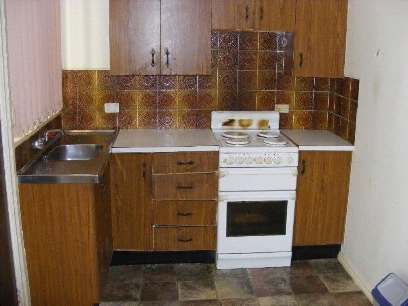 37 Geoffrey Road, CHITTAWAY POINT NSW 2261, Chittaway Point - Thumbnail 4