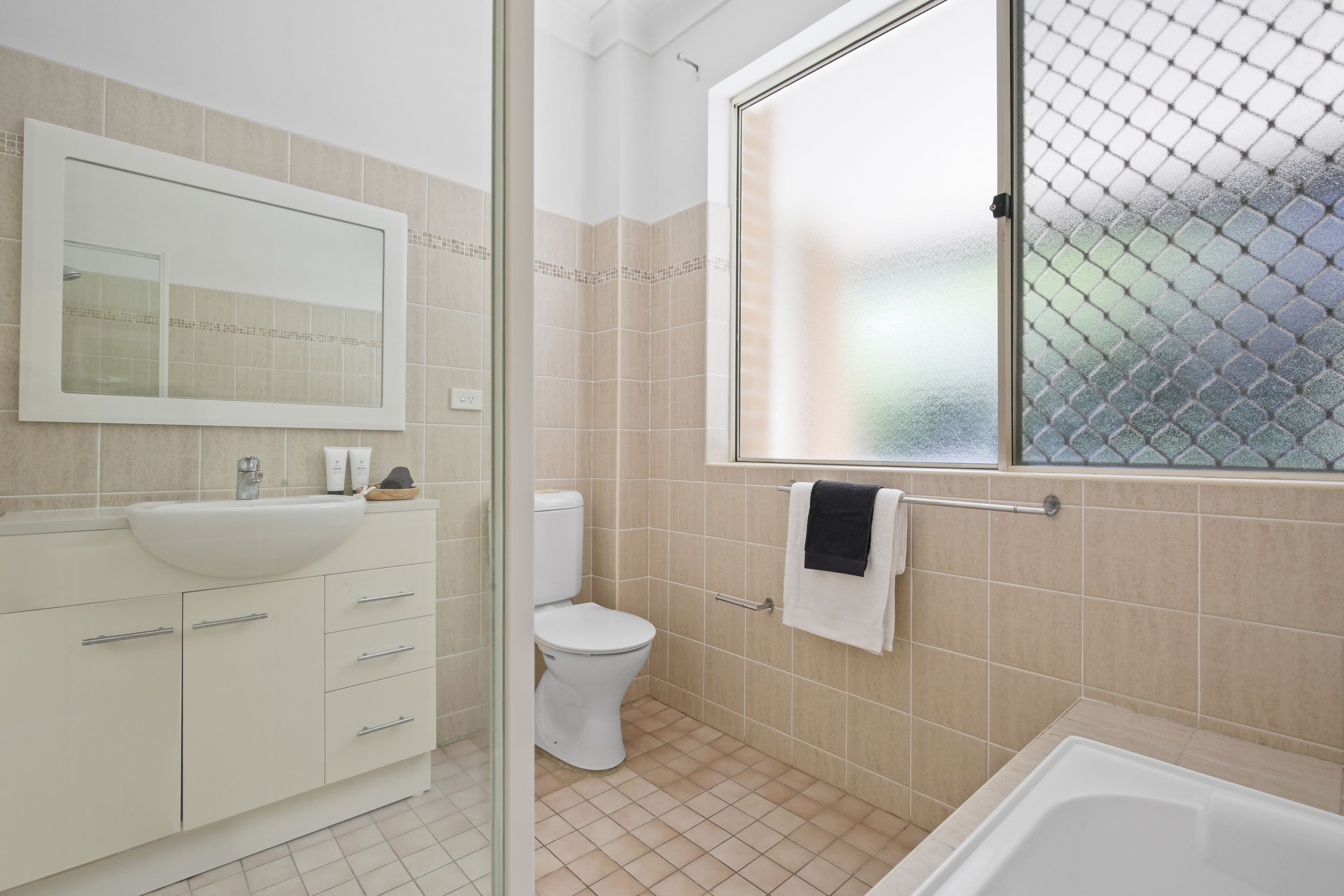2-4 Bloomsbury Avenue, Pymble NSW 2073, Pymble - Thumbnail 7
