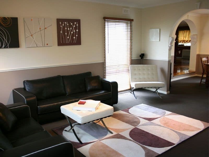 216   Hawthorn Road, VERMONT SOUTH VIC 3133, Vermont South - Thumbnail 2