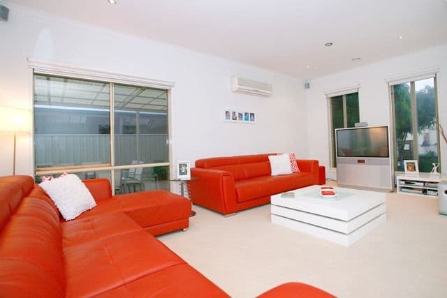 12 Woodhall Place, TARNEIT VIC 3029, Tarneit - Thumbnail 5