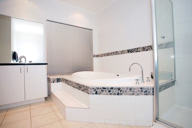 12 Woodhall Place, TARNEIT VIC 3029, Tarneit - Thumbnail 8