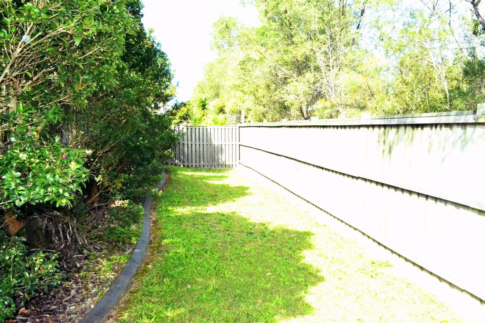 24 Lennox Street, PACIFIC PINES QLD 4211, Pacific Pines - Thumbnail 2