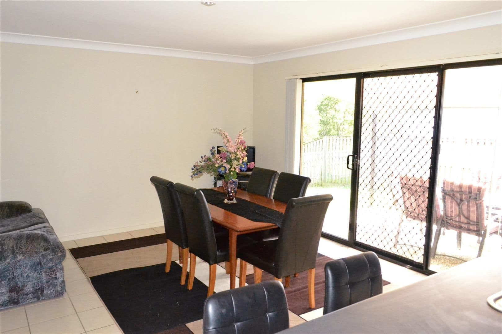 24 Lennox Street, PACIFIC PINES QLD 4211, Pacific Pines - Thumbnail 5