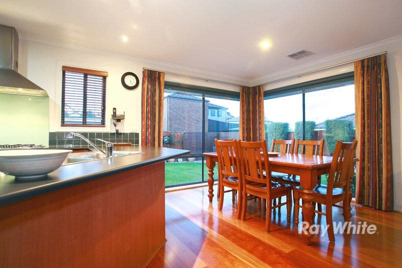 6 Red Oak Terrace, LYNDHURST VIC 3975, Lyndhurst - Thumbnail 8