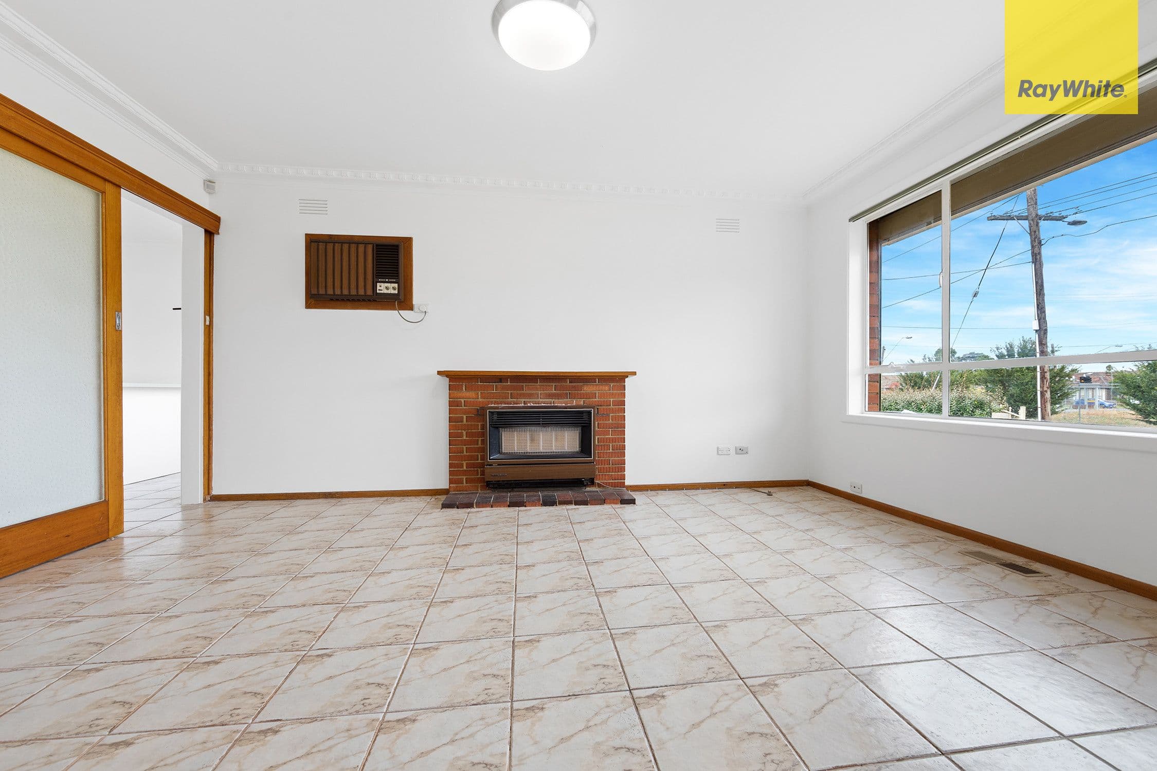 2A Cowper Avenue, St Albans VIC 3021, St Albans - Thumbnail 2