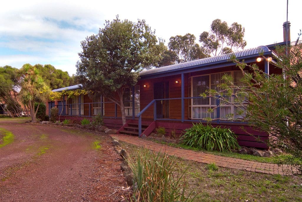 15 Park Street, INVERLEIGH VIC 3321, Inverleigh - Thumbnail 2