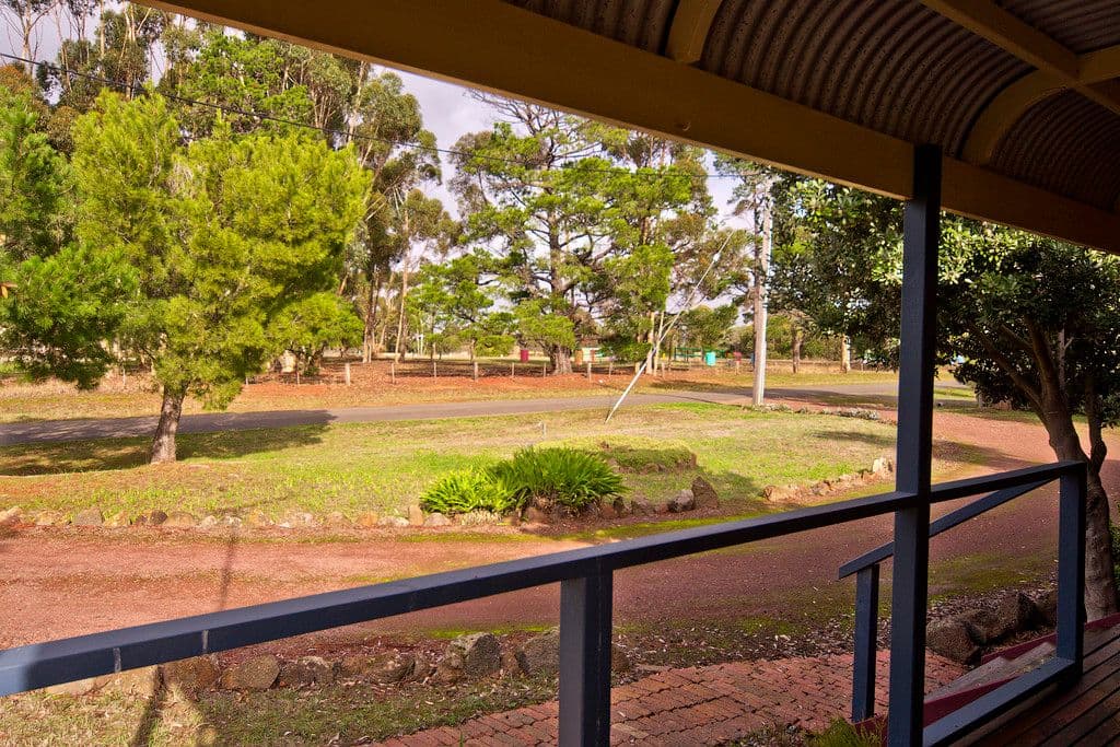 15 Park Street, INVERLEIGH VIC 3321, Inverleigh - Thumbnail 3