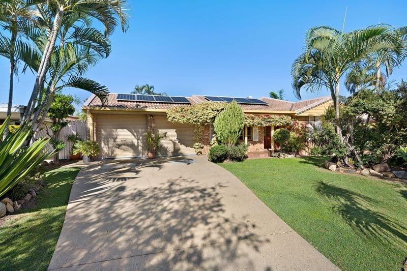 4 Maple Close, Bracken Ridge - Image 1