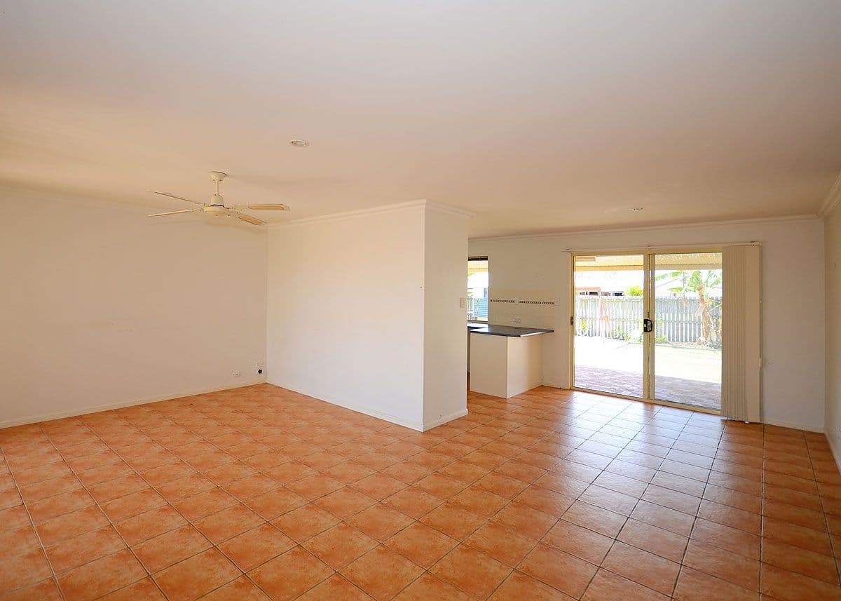 30 Durham Court, KAWUNGAN QLD 4655, Kawungan - Thumbnail 2