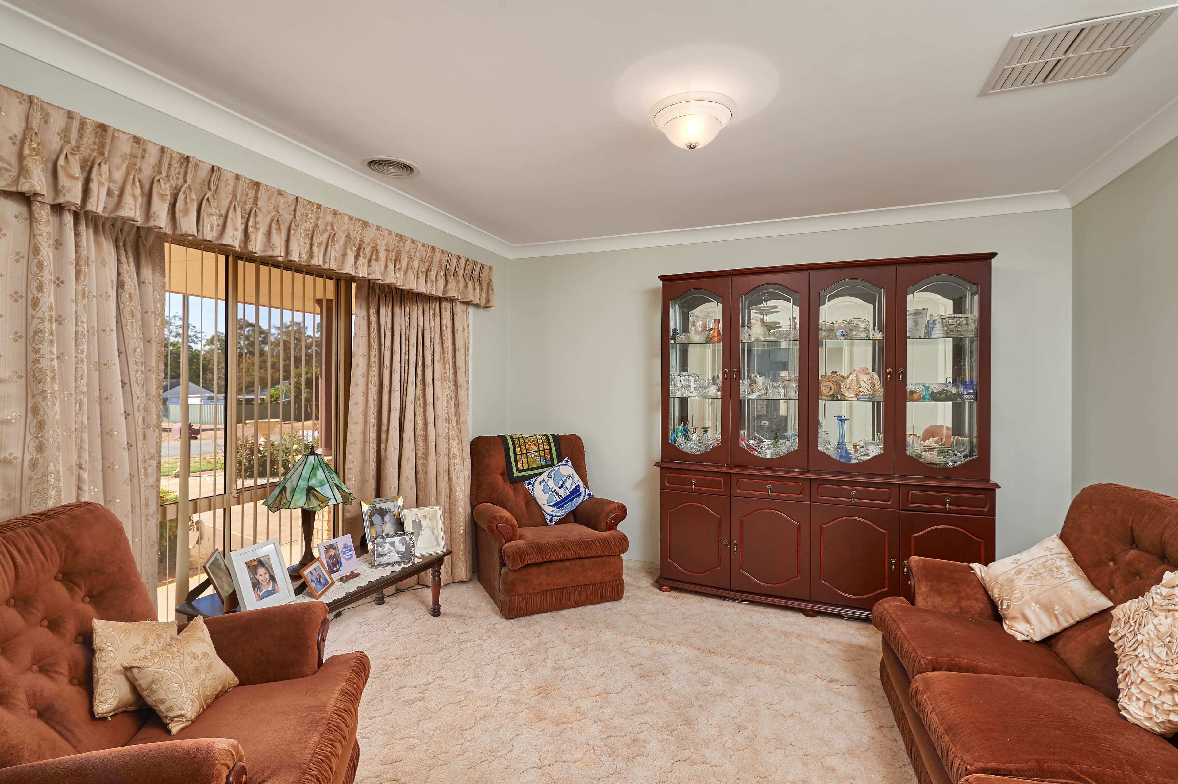 72 Iverach Street, Coolamon - Thumbnail 3