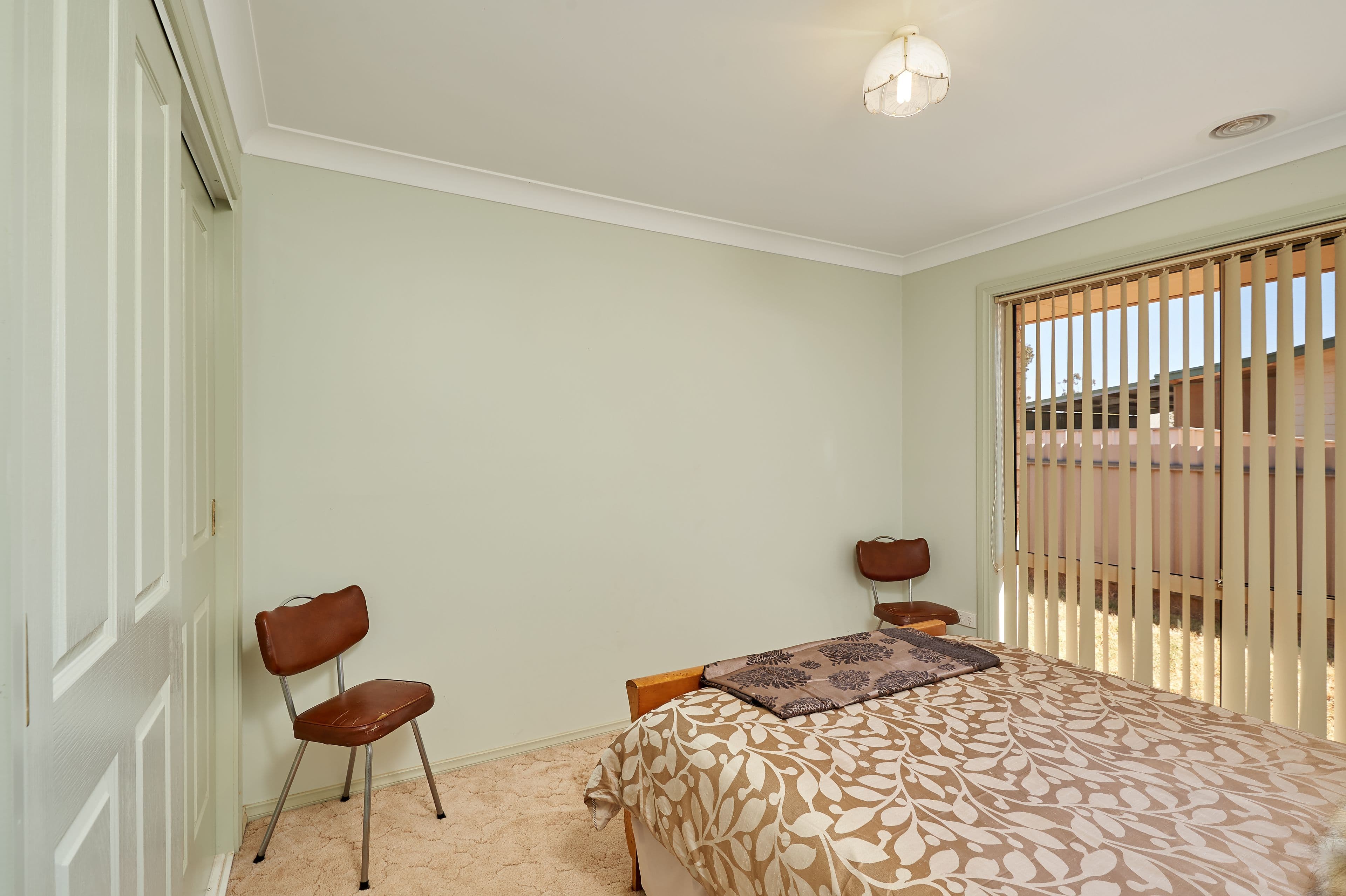 72 Iverach Street, Coolamon - Thumbnail 7