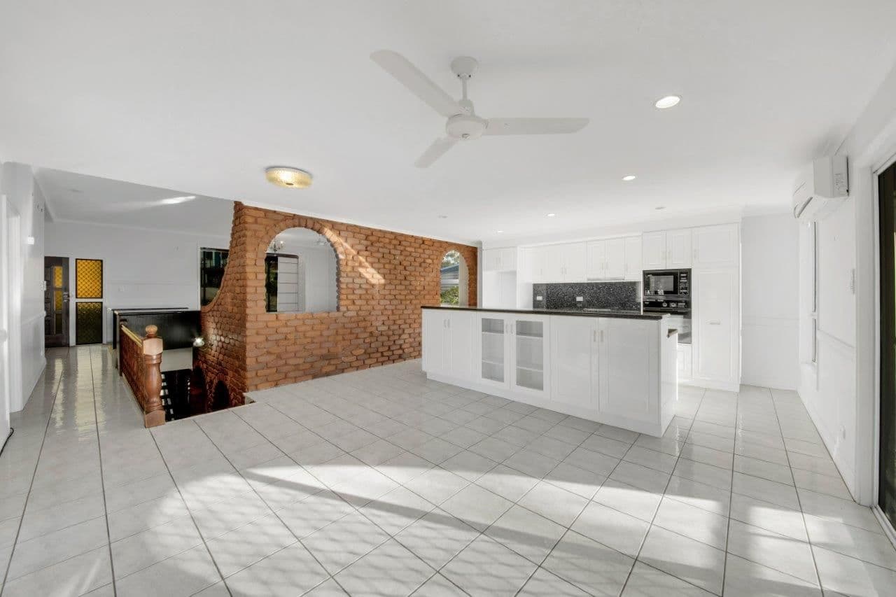 32 Eden Street, Gladstone Central QLD 4680, Gladstone Central - Thumbnail 7