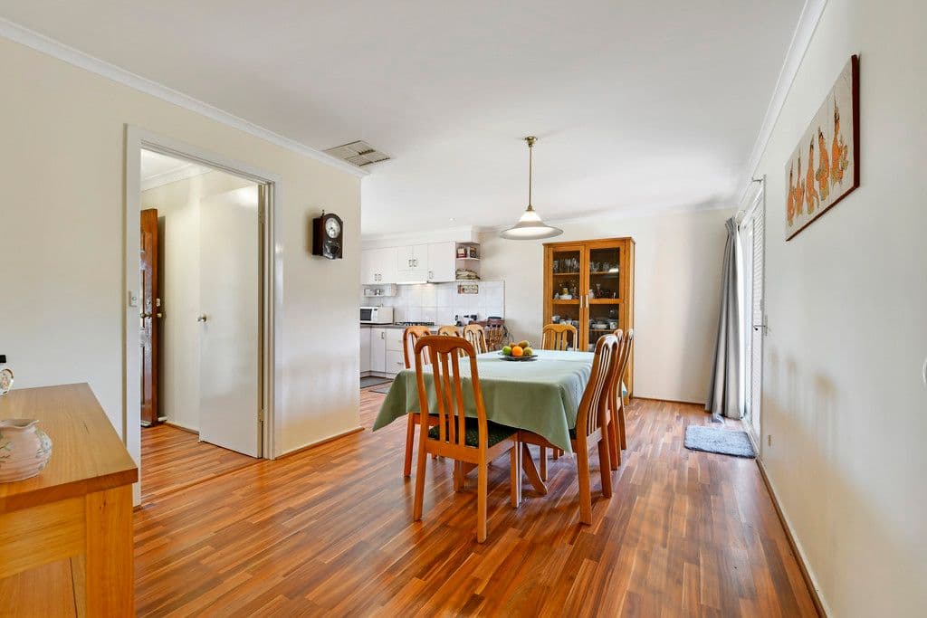 6 Gowrie Street, Bentleigh East VIC 3165, Bentleigh East - Thumbnail 3